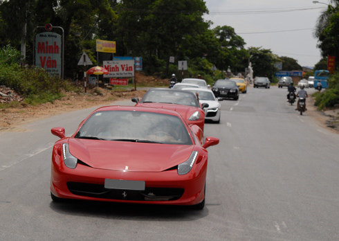  Dàn siêu xe ‘họp mặt’ tại Quảng Ninh 