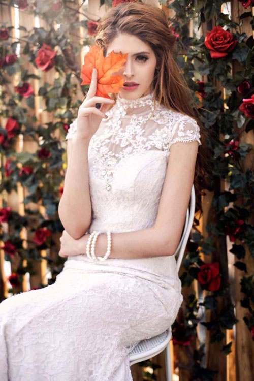 ‘Bí kíp’ tạo dáng với váy cưới của sao Việt