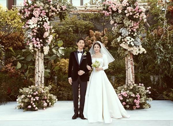 Váy cưới của Song Hye Kyo đã được làm ra thế nào?