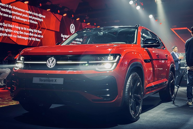 Volkswagen Teramont X thu hút thị trường với giá bán từ gần 2 tỷ đồng