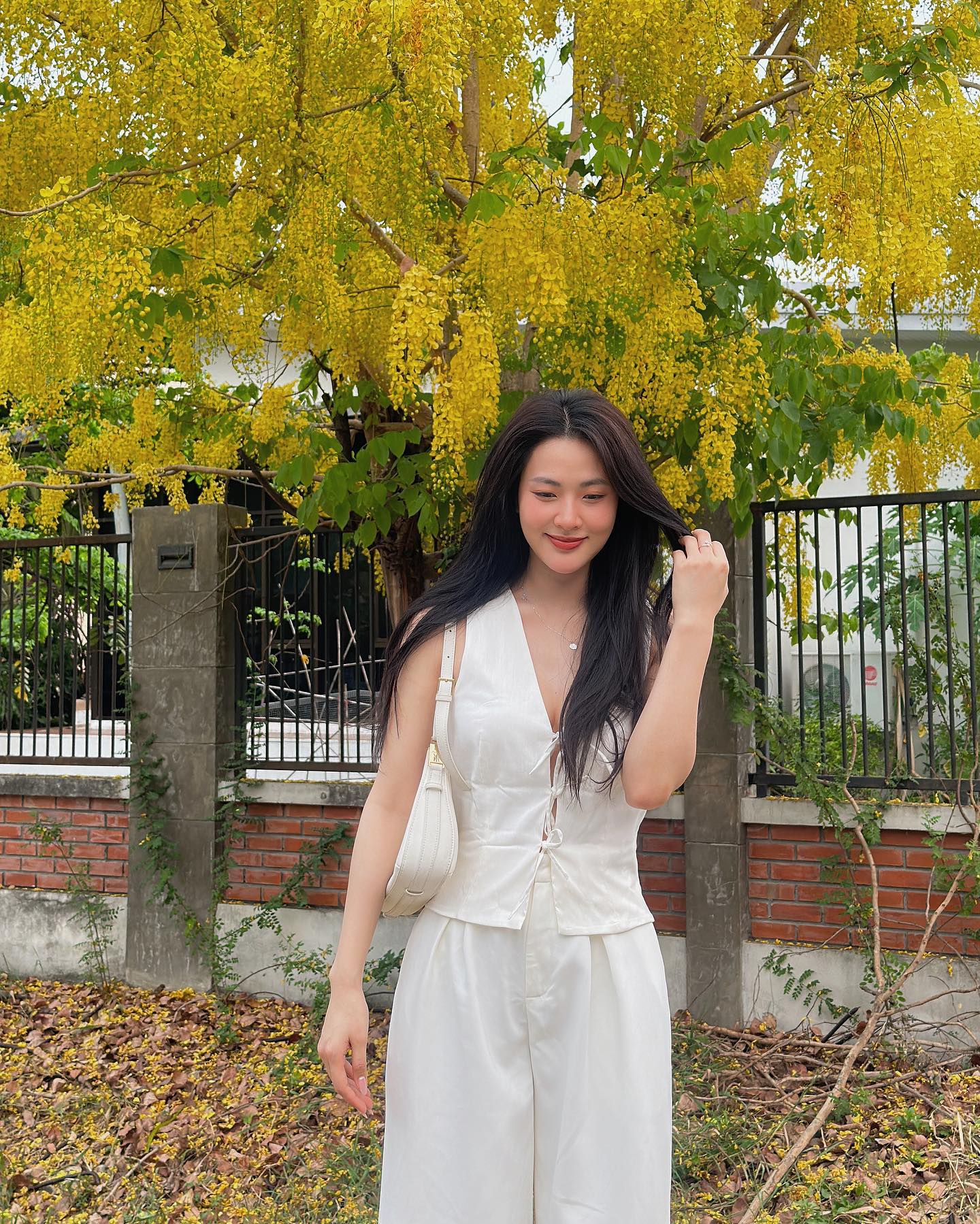 Style chuẩn nàng thơ của nữ diễn viên Minh Trang